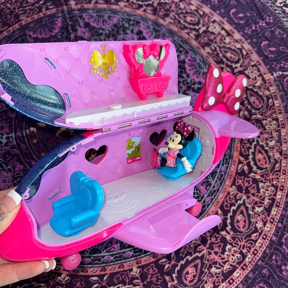 Pink Toy Airplane - Picture 5 of 13